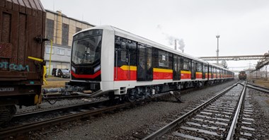 Metro: Pierwszy pociąg Skoda Varsovia na testach w Czechach [zdjęcia]