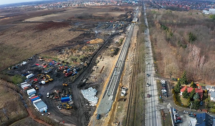 Wrocław. Oś Zachodnia i torowisko na Kosmonautów nabiera kształtów Wrocław. Oś Zachodnia i torowisko na Kosmonautów nabiera kształtów