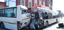 Rzeszów: Zderzenie dwóch autobusów. Prawdopodobnie zasłabł kierowca MPK