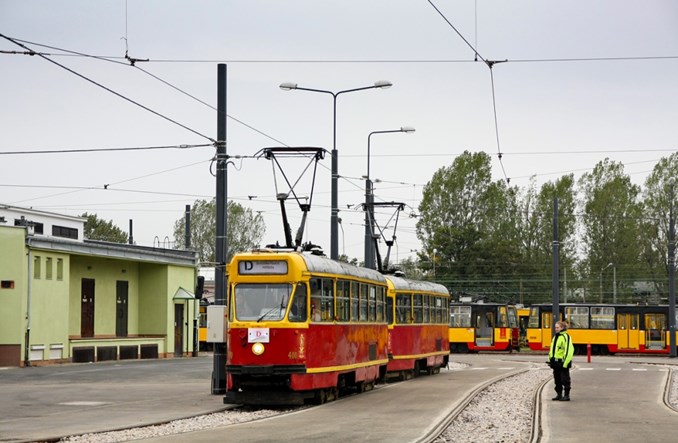 Kraków z warszawską „parówką” – tramwajem 13N