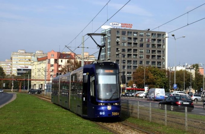 UKE: Smart city potrzebuje nowoczesnej sieci przesyłu danych