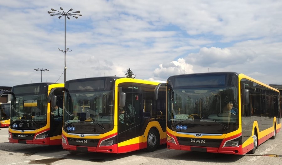 Do Kielc dotarło 11 nowych autobusów Do Kielc dotarło 11 nowych autobusów