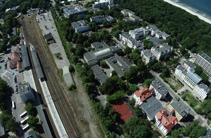 Kołobrzeg chciał kolei poza centrum. Teraz mowa o tunelu