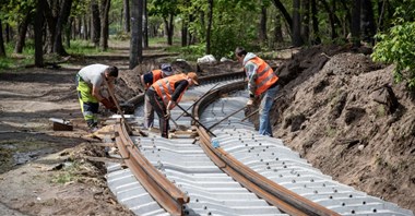 Kijów naprawia uszkodzoną linię tramwajową do Puszczy Wodyci