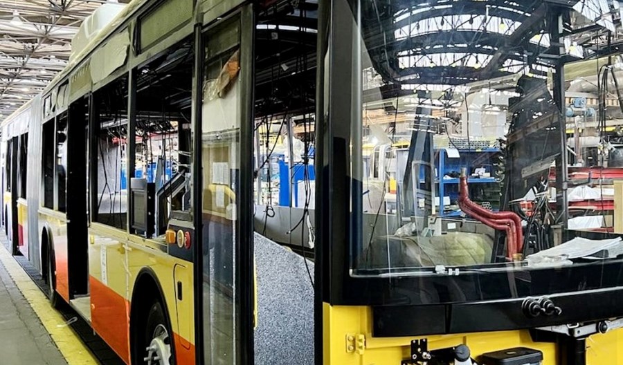 MZA Warszawa: W wakacje wyjadą autobusy gazowe. Kolejny przetarg na elektrobusy MZA Warszawa: W wakacje wyjadą autobusy gazowe. Kolejny przetarg na elektrobusy