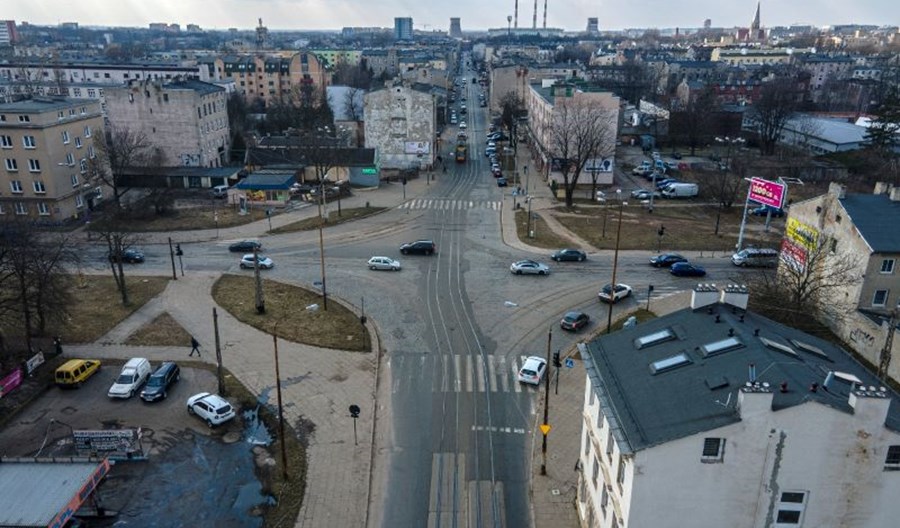 Łódź: Tramwaje wróciły na Przybyszewskiego przed wiaduktem. Coraz bliżej przebudowy Łódź: Tramwaje wróciły na Przybyszewskiego przed wiaduktem. Coraz bliżej przebudowy
