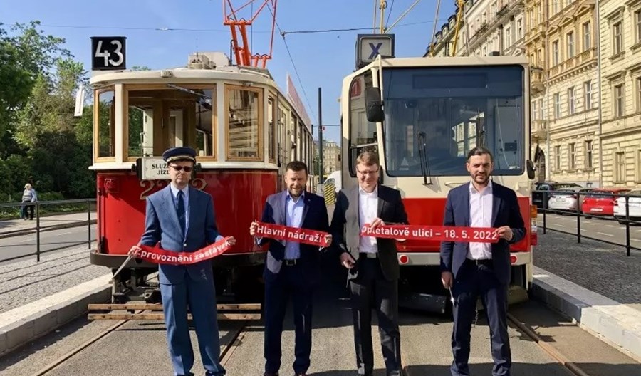 Praga odbudowała zalążek kolejnej linii tramwajowej. Przyda się na zamknięcia metra Praga odbudowała zalążek kolejnej linii tramwajowej. Przyda się na zamknięcia metra