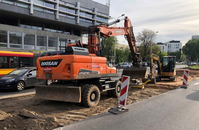 Warszawa: Zmiany na Gagarina z powodu kolektora i tramwaju
