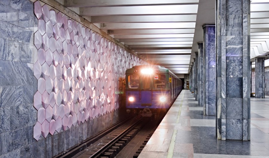 Metro w Charkowie na razie co 30 minut Metro w Charkowie na razie co 30 minut