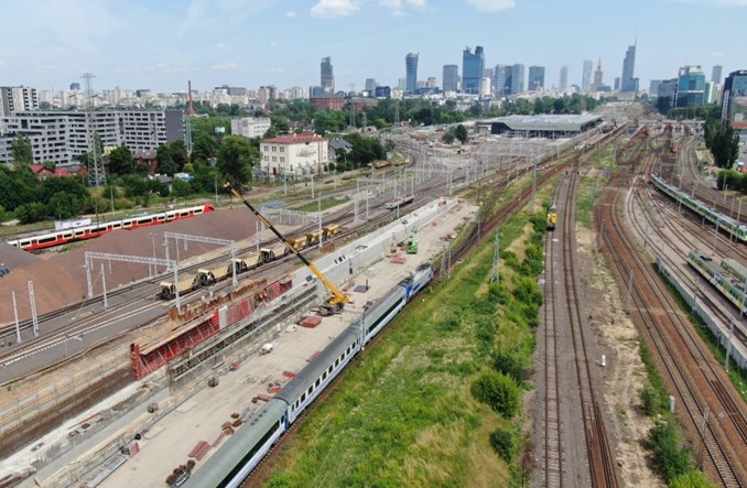 Jak się zmieni kolej w Warszawie? Jest umowa na studium dla WWK i średnic