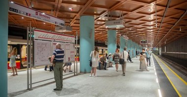 Metro na Bemowo przyciągnęło pasażerów. Pierwsze statystyki