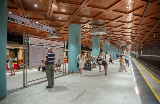 Metro na Bemowo przyciągnęło pasażerów. Pierwsze statystyki