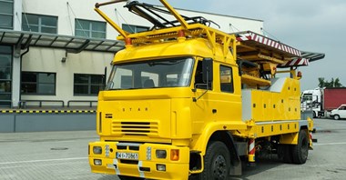 Wóz sieciowy Tramwajów Warszawskich na pomoc trolejbusom w Iwano-Frankiwsku