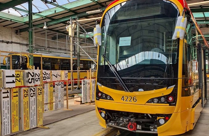 Warszawa: Krótki Hyundai z homologacją