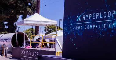 SpaceX. Zamiast Hyperloop parking. Czas pogrzebać projekt Muska?