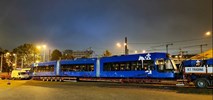 Pierwszy odebrany tramwaj Lajkonik II dotarł do Krakowa