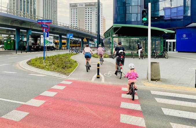 ZDM Warszawa o ulicach i chodnikach po zmianie prawa: Rewolucji nie będzie