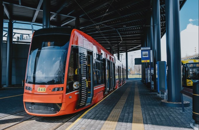 Coraz mniej połączeń w Górnośląsko-Zagłębiowskiej Metropolii