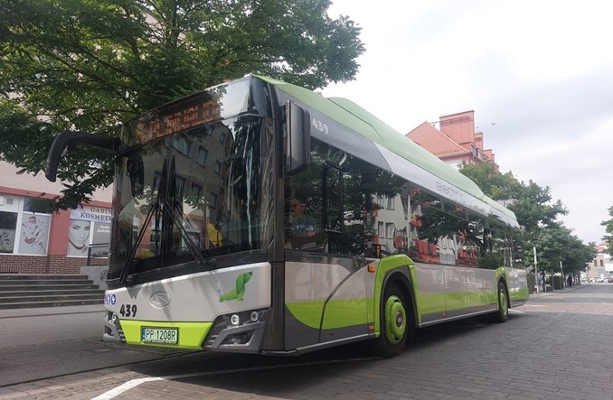 Piła zamawia kolejne Solarisy. W planach kolejnych 12 autobusów