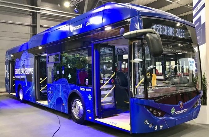 Praga jako pierwsza przetestuje autobus wodorowy Škoda H’City
