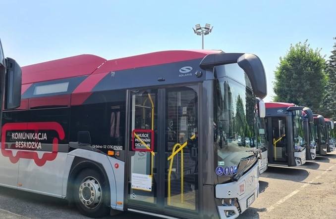 Umowy na autobusy w Siedlcach i Beskidzkim Związku