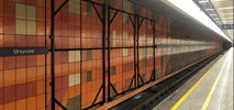 Metro zasłania mozaiki, by dostarczyć reklamę na „światowym poziomie”