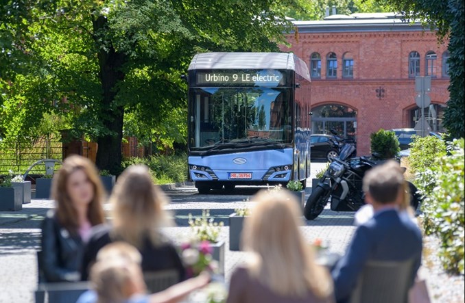 Zduńska Wola kupuje kolejne elektrobusy. Umowa z Solarisem