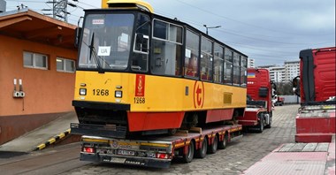 Warszawa: Pierwsze tramwaje wyjeżdżają do ukraińskiego Konotopu