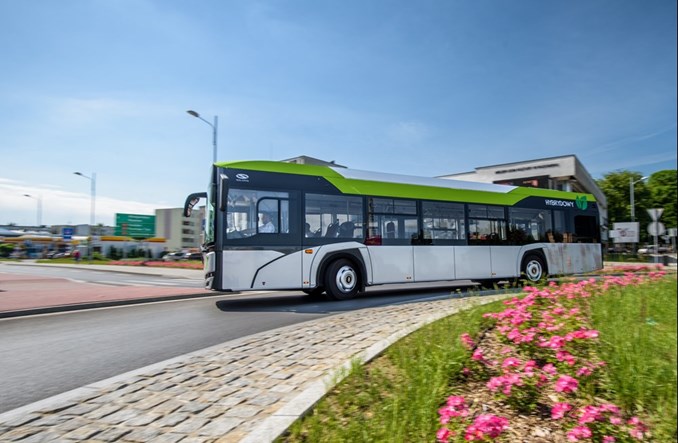 100 hybrydowych Solarisów pojedzie na Sardynię