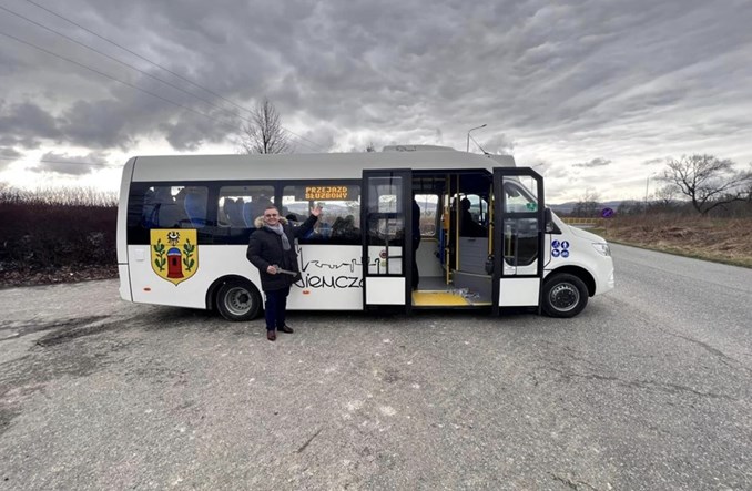 Strzelin kupił dwa autobusy elektryczne