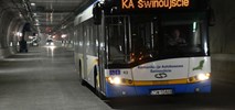 Świnoujście. Miejskie autobusy przejechały nowym tunelem. Na razie testowo