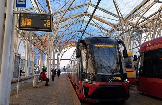 Łódź: Jedna trzecia Moderusów już na stanie