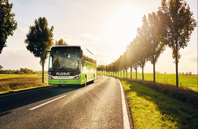 Flixbus: Polacy pokochali nocne autobusy. Także międzynarodowe