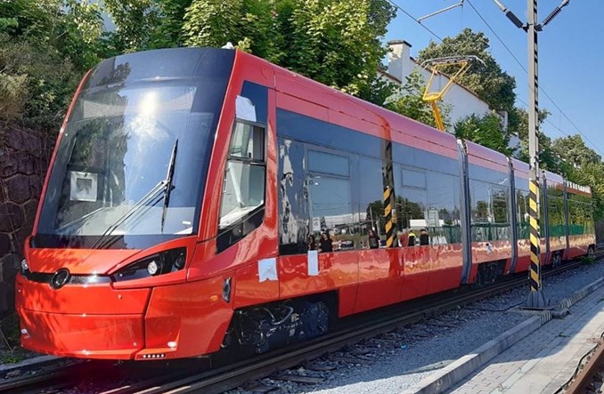 Pierwszy nowy tramwaj dla Bratysławy zjechał z linii produkcyjnej