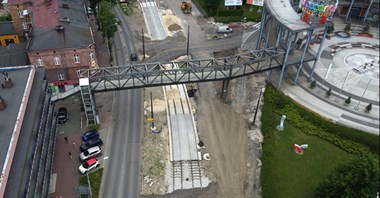 Dąbrowa Górnicza: Zniknęła kładka nad Sobieskiego. W zamian pasy