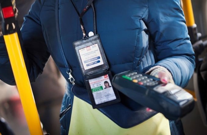 Wśród nieletnich gapowiczów przeważają dziewczęta. Konsekwencje jazdy bez biletu mogą być dotkliwe