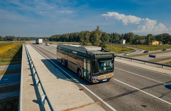 Opole z umową na elektryczne Solarisy
