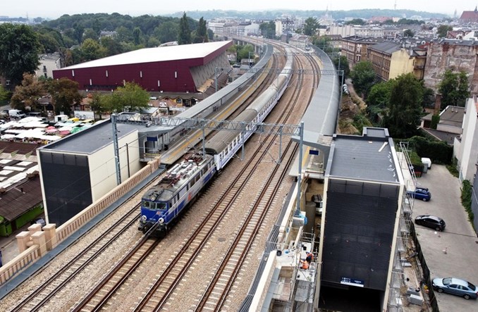 Kraków Grzegórzki. Zamieszanie z postojami, pociągi z Tarnowa jednak mają się zatrzymywać