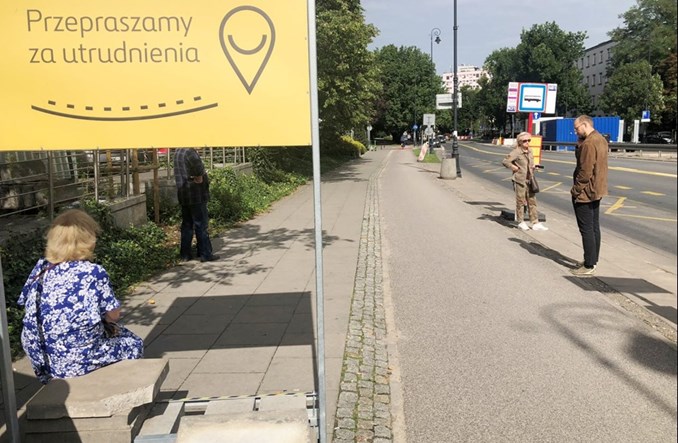 Warszawa: Tramwaj do Wilanowa. Będą wreszcie ławki na przystankach zastępczych