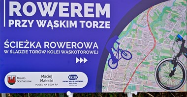 Sochaczew: Rowerem przy wąskim torze. PKP SA przekazały grunty