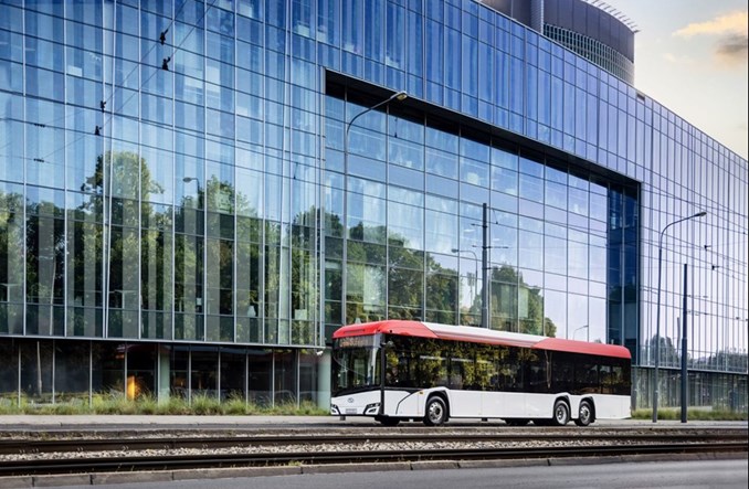 Kristianstad kupuje elektryczne Solarisy, w tym 15-metrowe