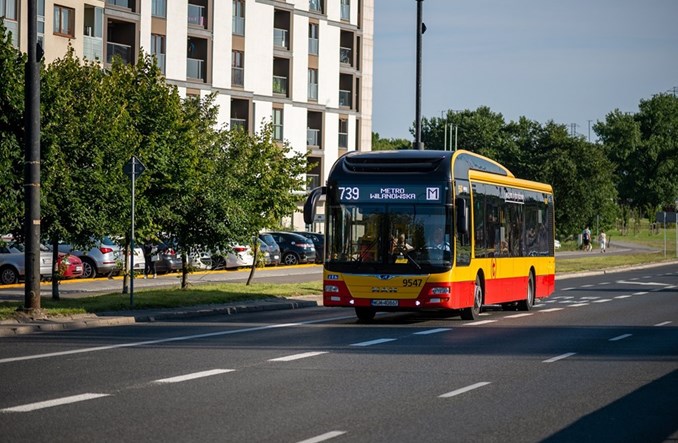 Rok z buspasem na Puławskiej