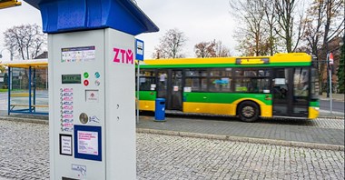 W śląsko-zagłębiowskiej metropolii staną 132 solarne biletomaty 