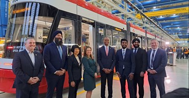 Alstom dostarczył pierwsze nowe tramwaje do Toronto