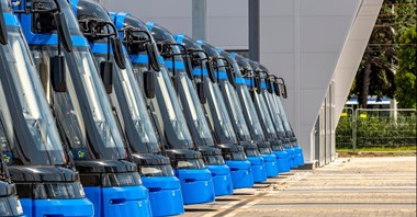 Kraków: Dwóch producentów w przetargu ramowym na 90 tramwajów