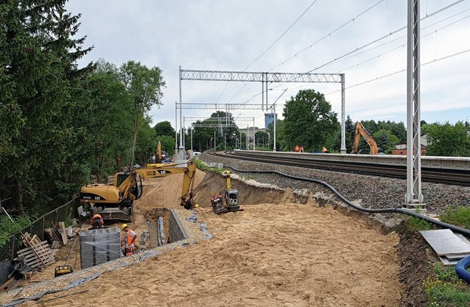 Pabianice: Koniec opóźnionej budowy nowego przystanku kolejowego 