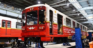 Metro: Historyczny i ostatni pociąg rosyjski wyjeżdża trzy razy w tygodniu