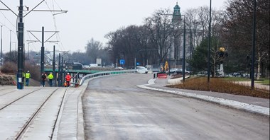 Warszawa: Tramwaj na Kasprzaka „najpóźniej 25 marca”. Teraz otwarcie jezdni