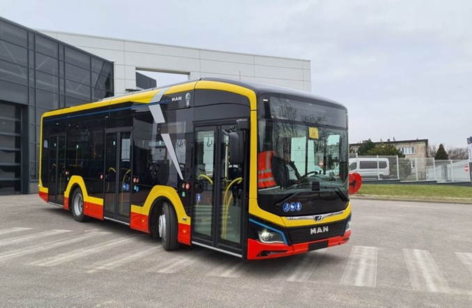 Tak wygląda pierwszy midi "elektyk" Mana dla Kraśnika