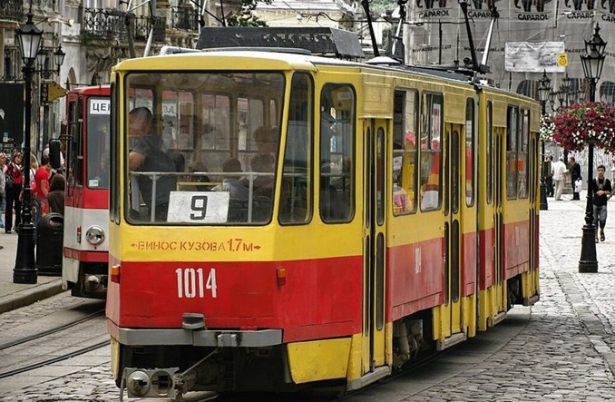 Lwów wyposaży Tatry w niskopodłogowy człon